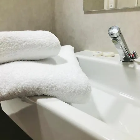 Residence De Vacances Amb فندق